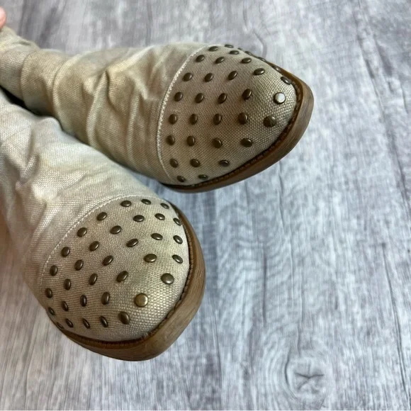 Blowfish Malibu Beige Canvas Studded Zip Bootie Size 9 - Picture 6 of 13